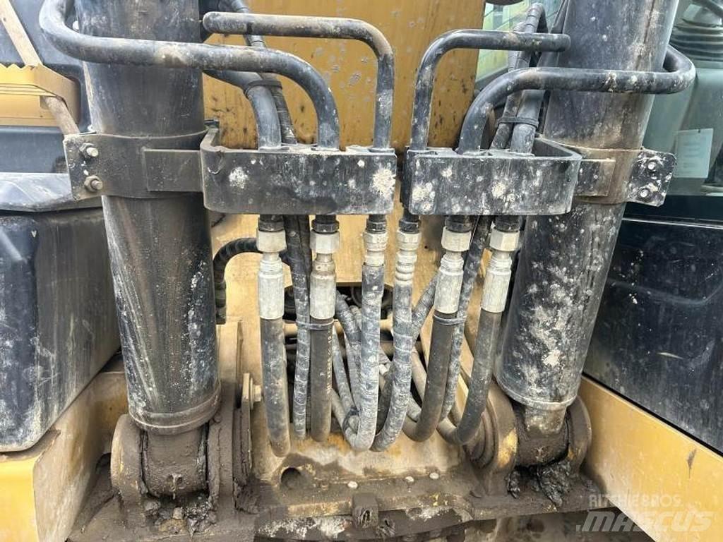 CAT 320EL Спеціальні екскаватори
