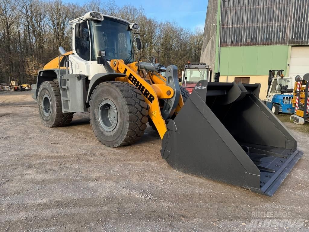 Liebherr L 550 Фронтальні навантажувачі