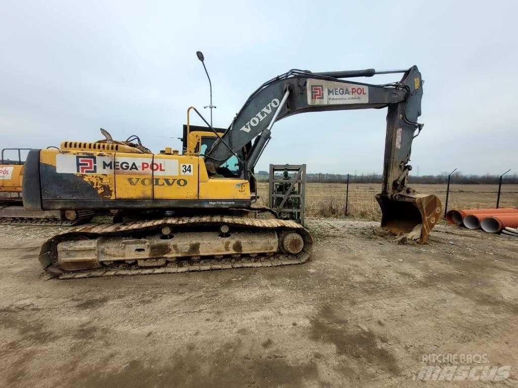 Volvo EC290 Гусеничні екскаватори