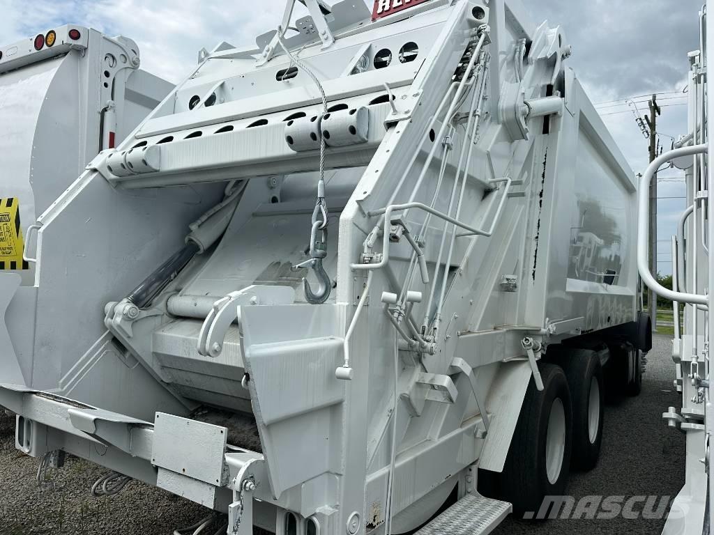 Mack MRU 633 Сміттєвози