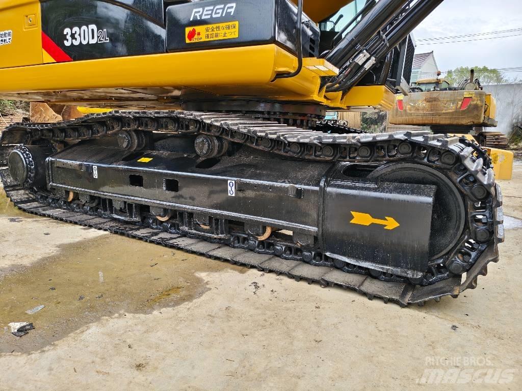 CAT 330 D2 L Гусеничні екскаватори