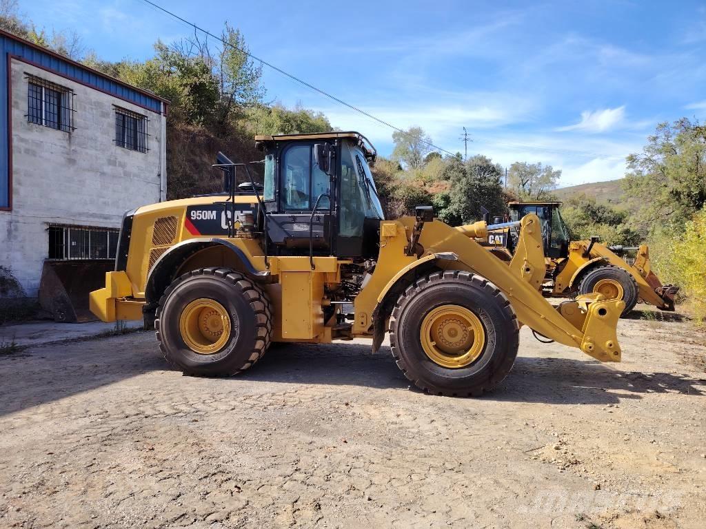CAT 950 M Фронтальні навантажувачі