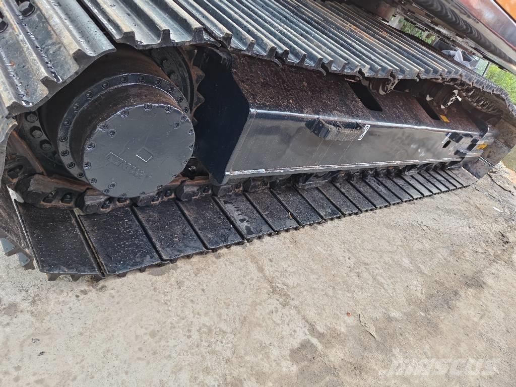 Hyundai R305LC-9T Гусеничні екскаватори