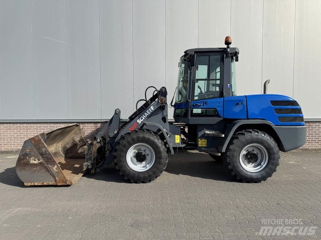 Schaeff TL100 Фронтальні навантажувачі