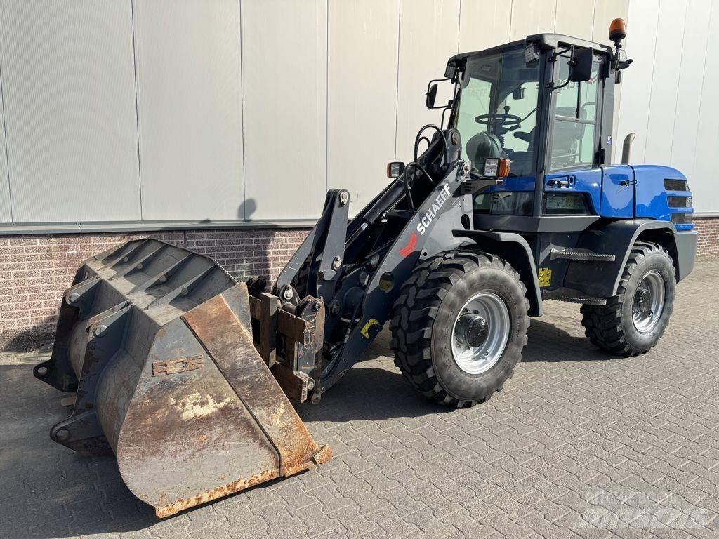 Schaeff TL100 Фронтальні навантажувачі