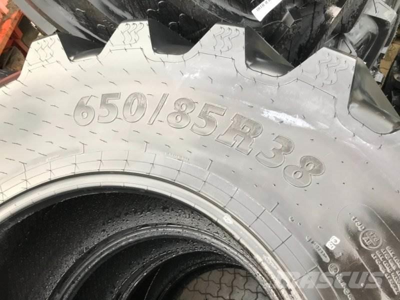 BKT 650/85R38 Колеса