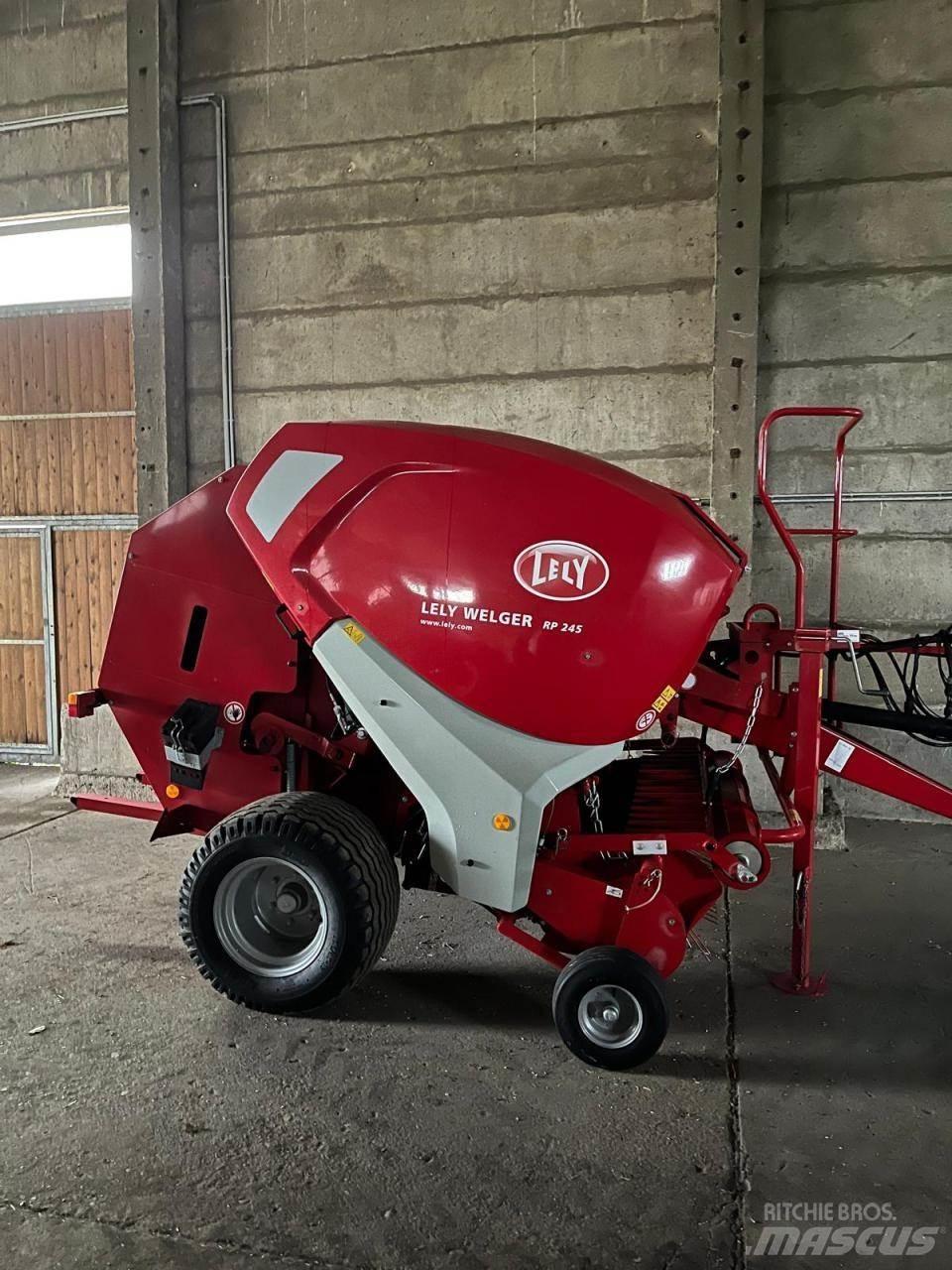 Lely Welger RP 245 Рулонні прес-підбирачі