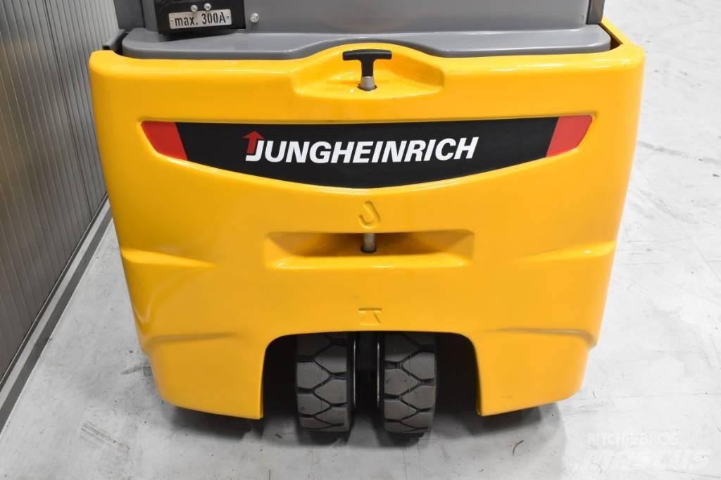 Jungheinrich EFG 220 Електронавантажувачі