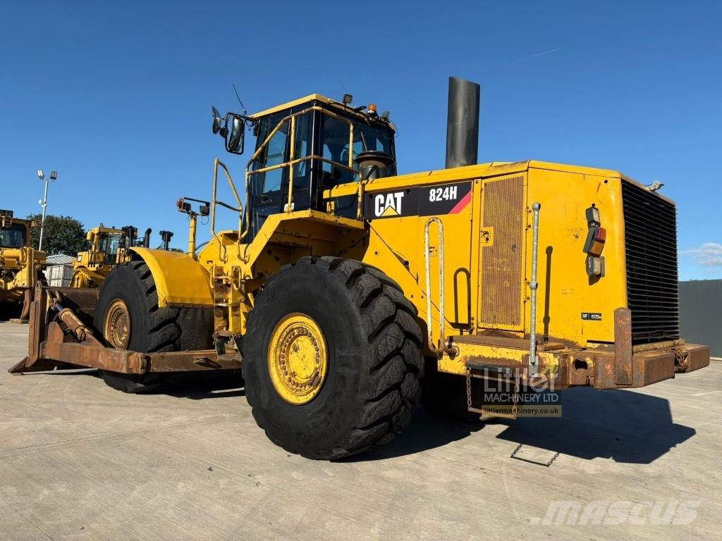 CAT 824 H Колісні бульдозери