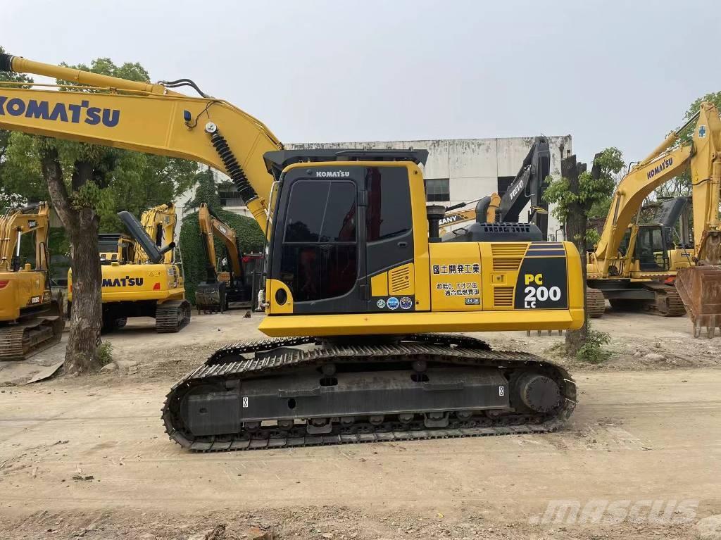 Komatsu pc200-8 Гусеничні екскаватори