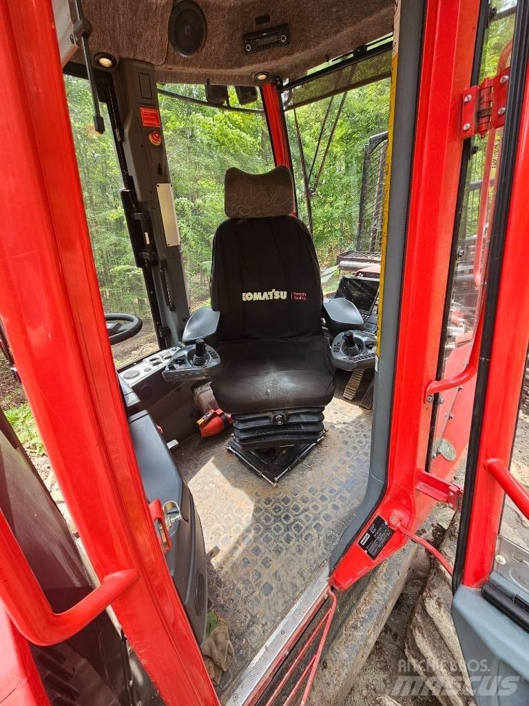 Komatsu 875 Форвардери