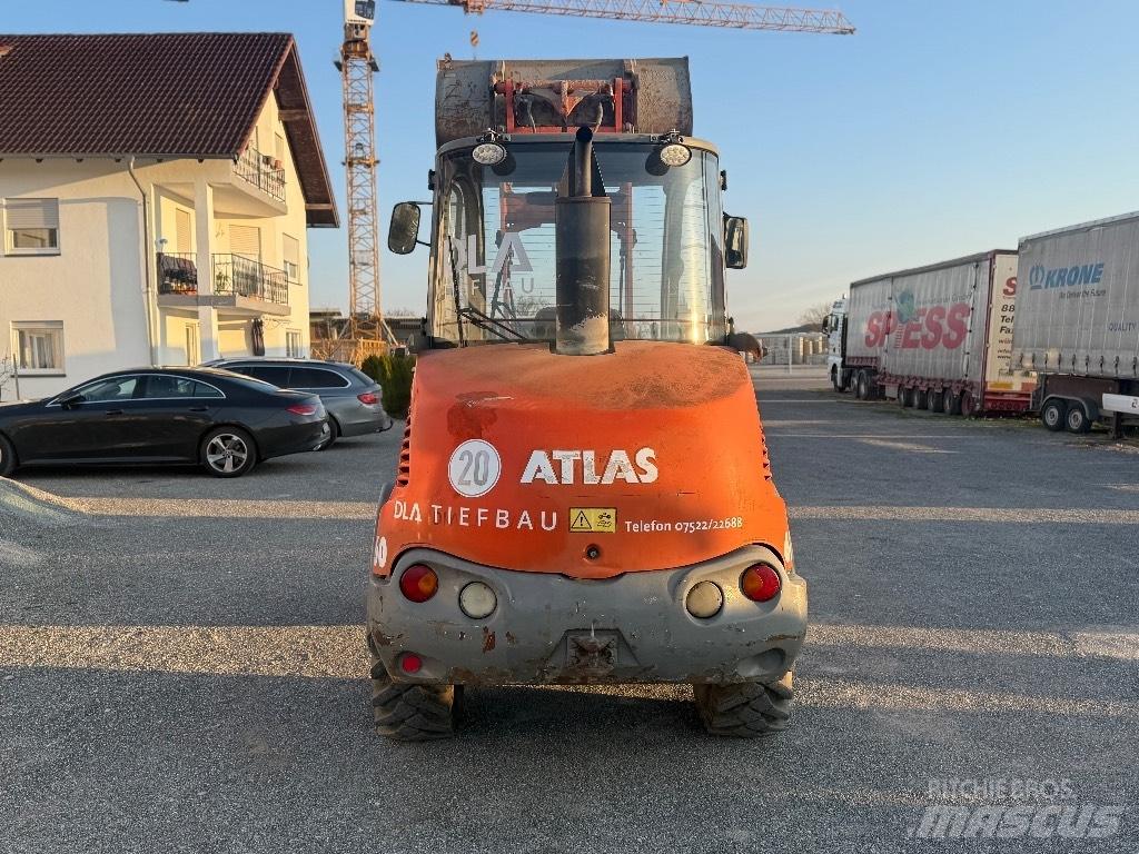 Atlas AR 60 Фронтальні навантажувачі