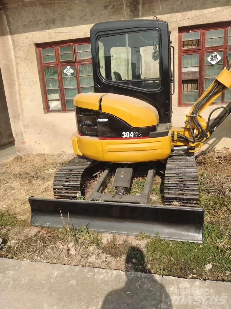 CAT 304 CR Міні-екскаватори < 7т