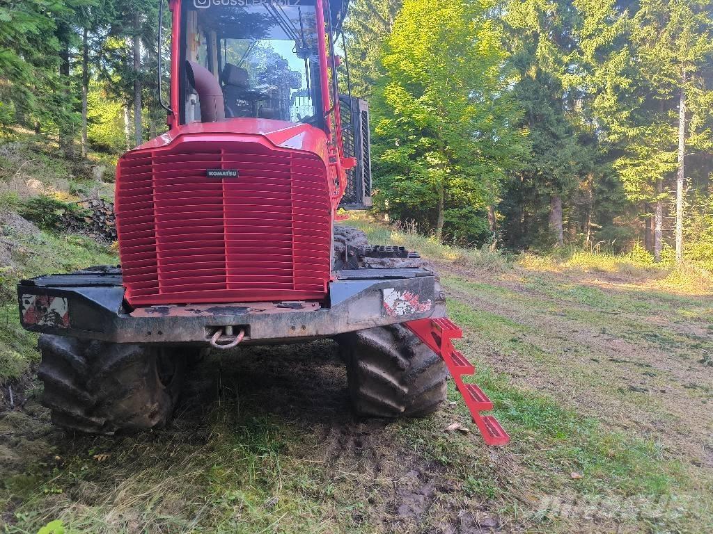 Komatsu 845 Форвардери