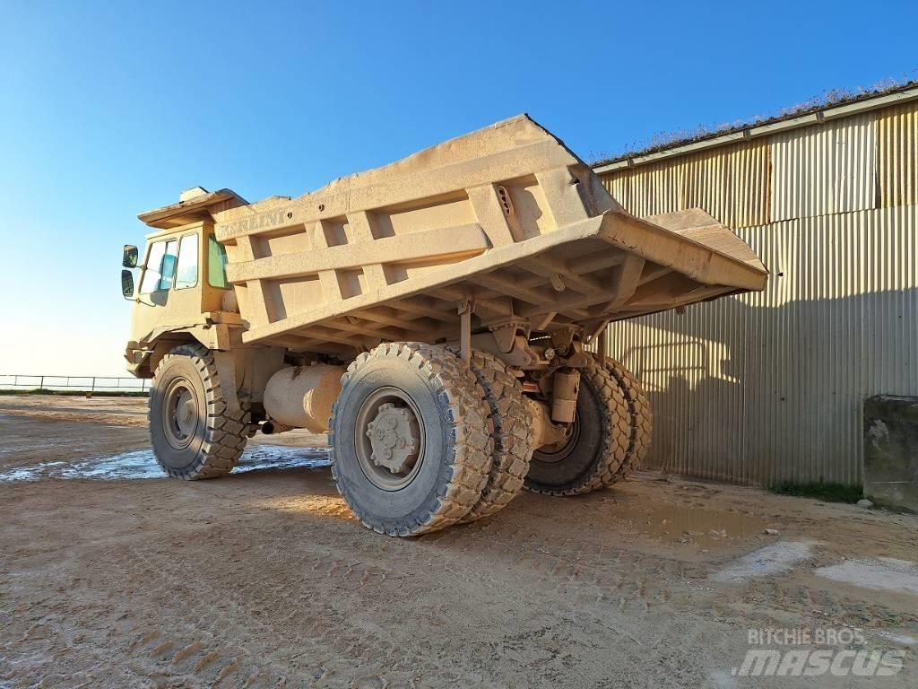 Perlini D655E Кар`єрні самоскиди