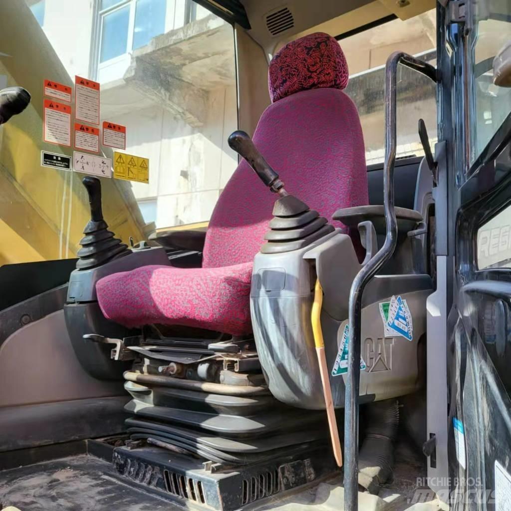 CAT 329 D Гусеничні екскаватори