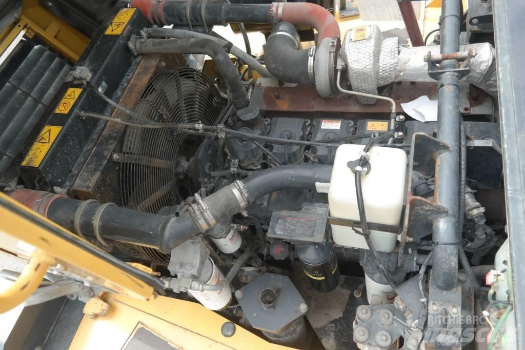 Komatsu HM300-1 Зчленовані самоскиди