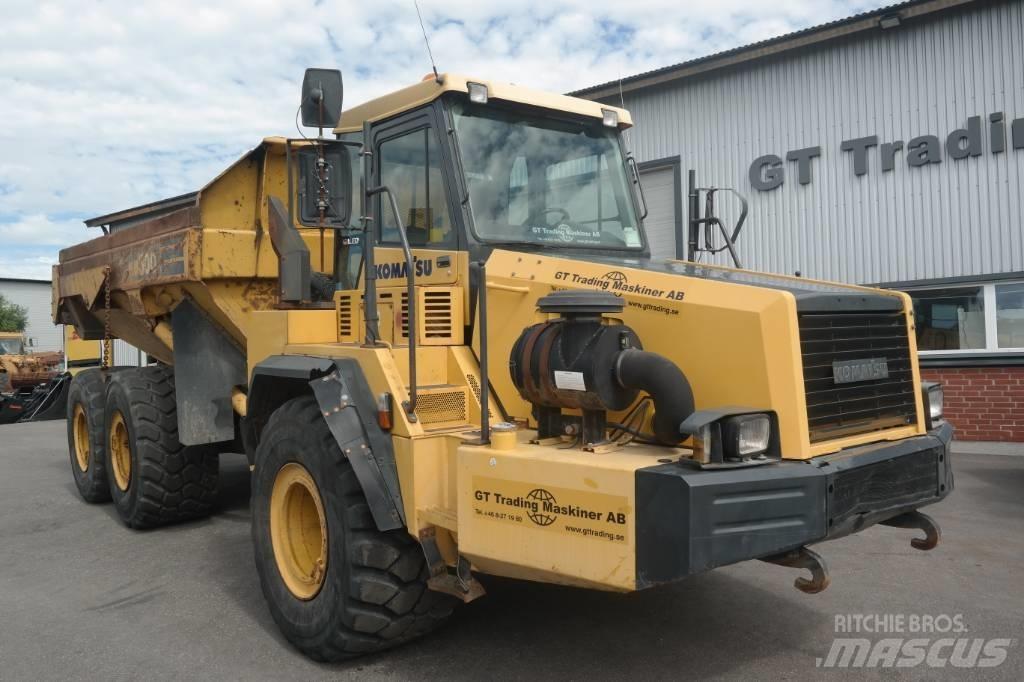 Komatsu HM300-1 Зчленовані самоскиди