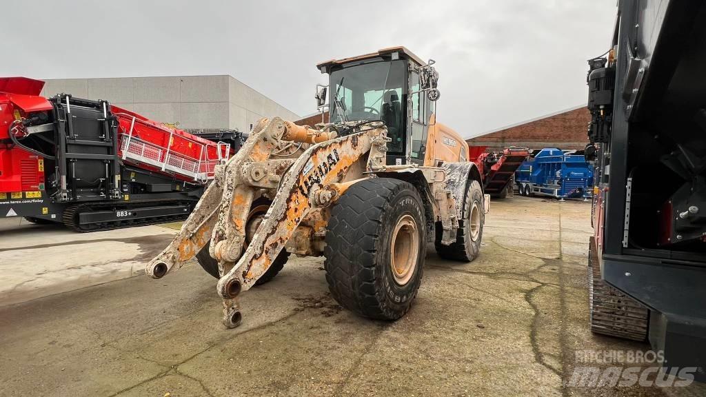 Hyundai HL 960 Фронтальні навантажувачі