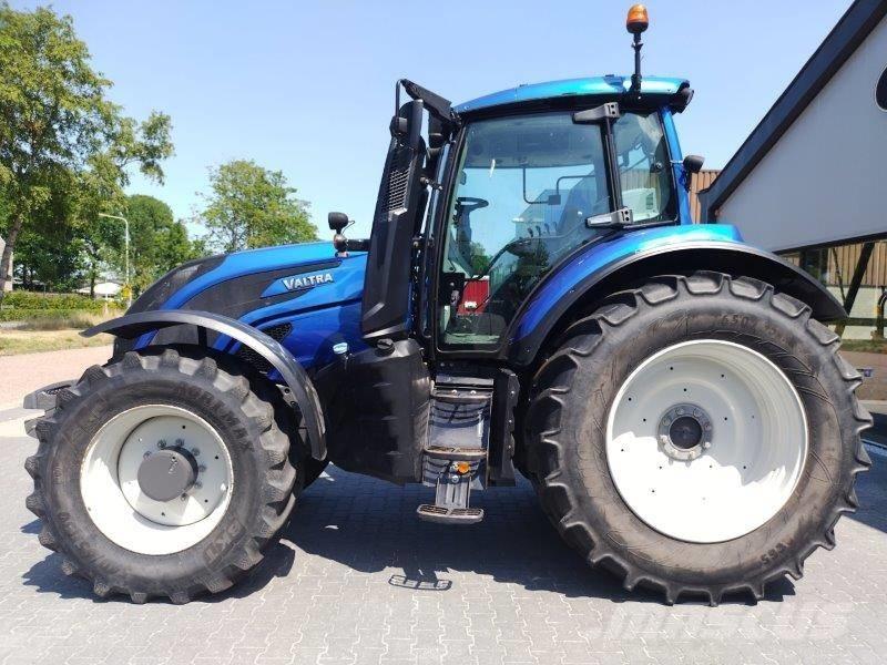 Valtra T194 A Трактори