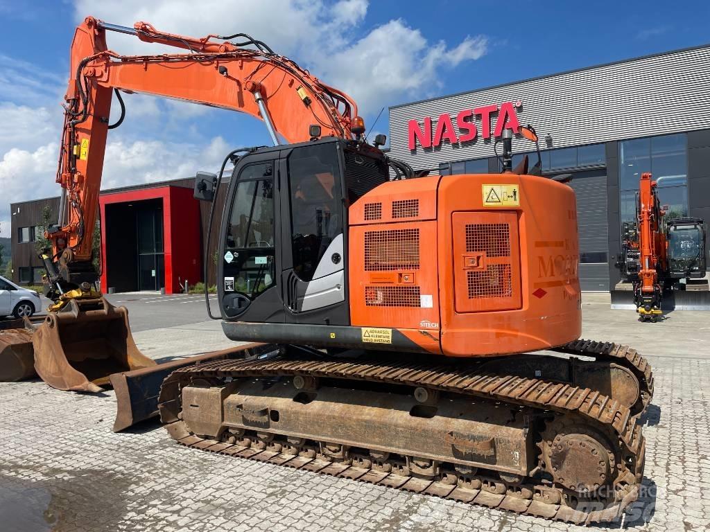 Hitachi ZX225USLC-5 Гусеничні екскаватори