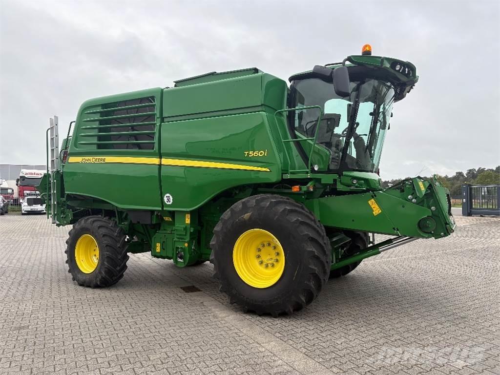 John Deere T560I Зернозбиральні комбайни