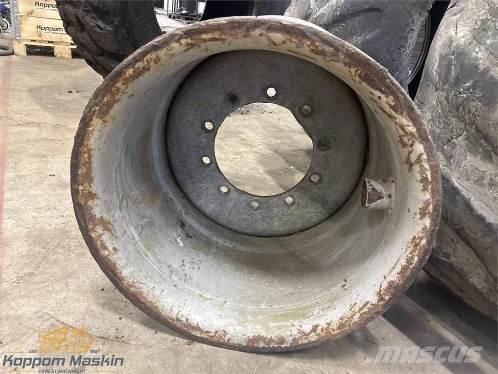 Valmet 911 24x26,5 Шини