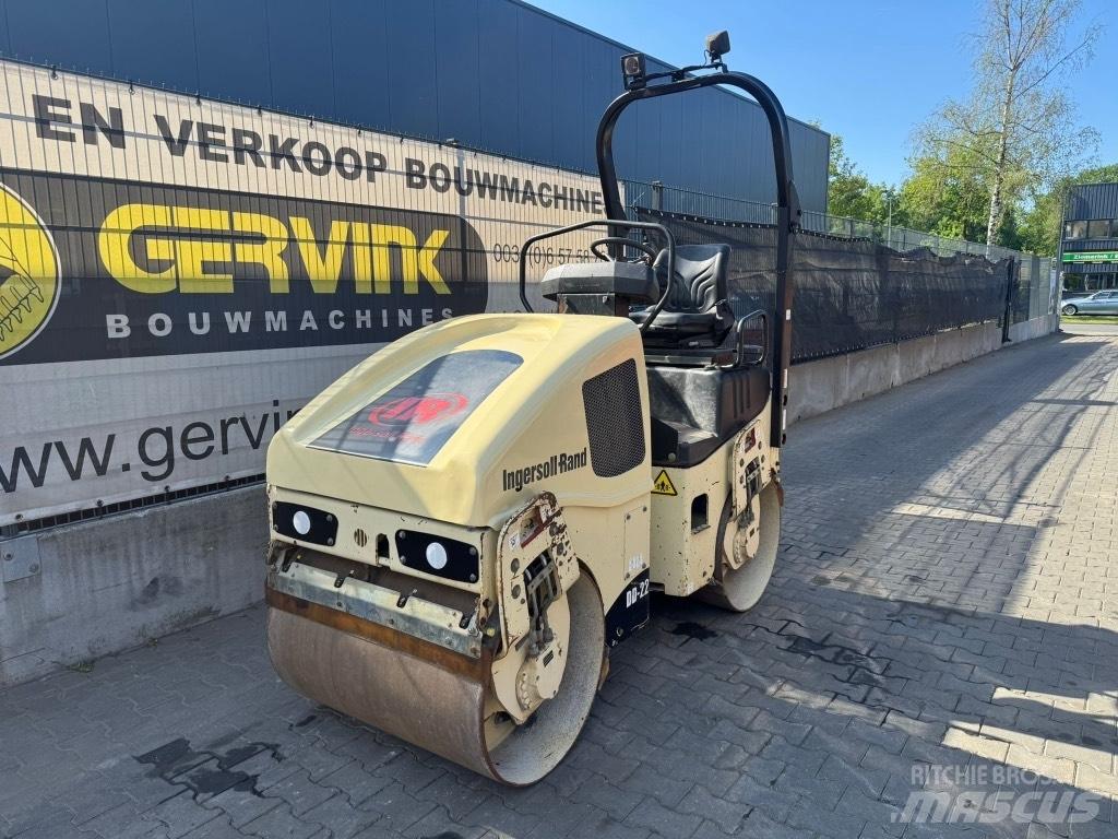 Ingersoll Rand DD22 Котки тротуарні