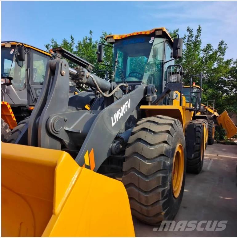 XCMG LW 600 FV Фронтальні навантажувачі
