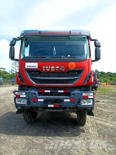 Iveco Trakker 410 Автокрани