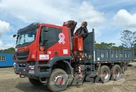 Iveco Trakker 410 Автокрани