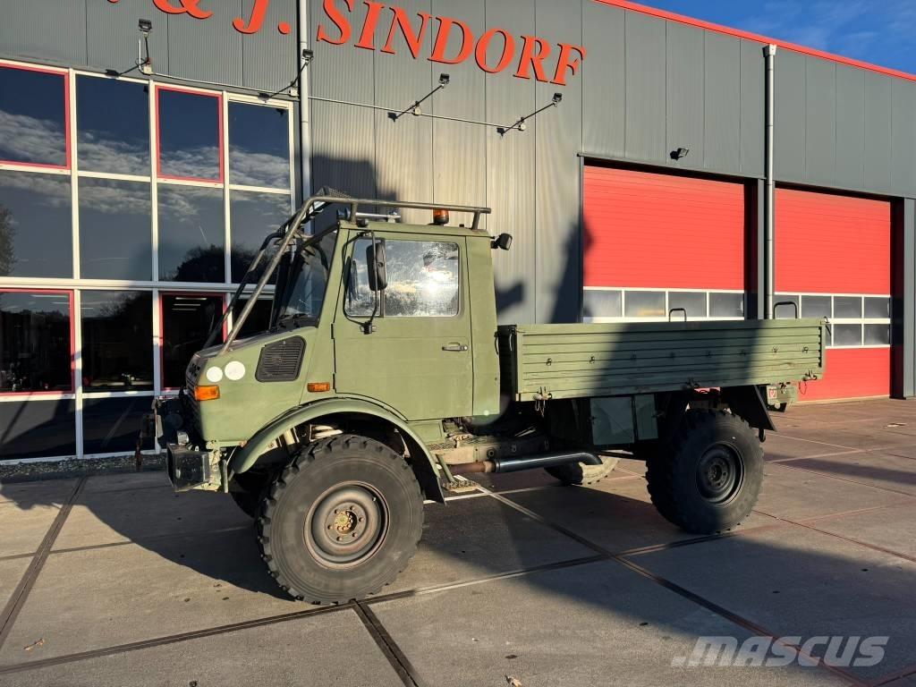 Unimog U1300 Вантажівки / спеціальні