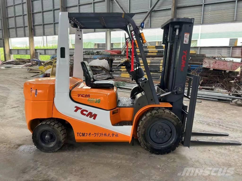 TCM FD 30 Дизельні навантажувачі