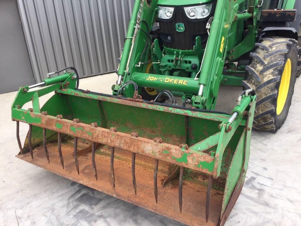 John Deere 6130R Трактори