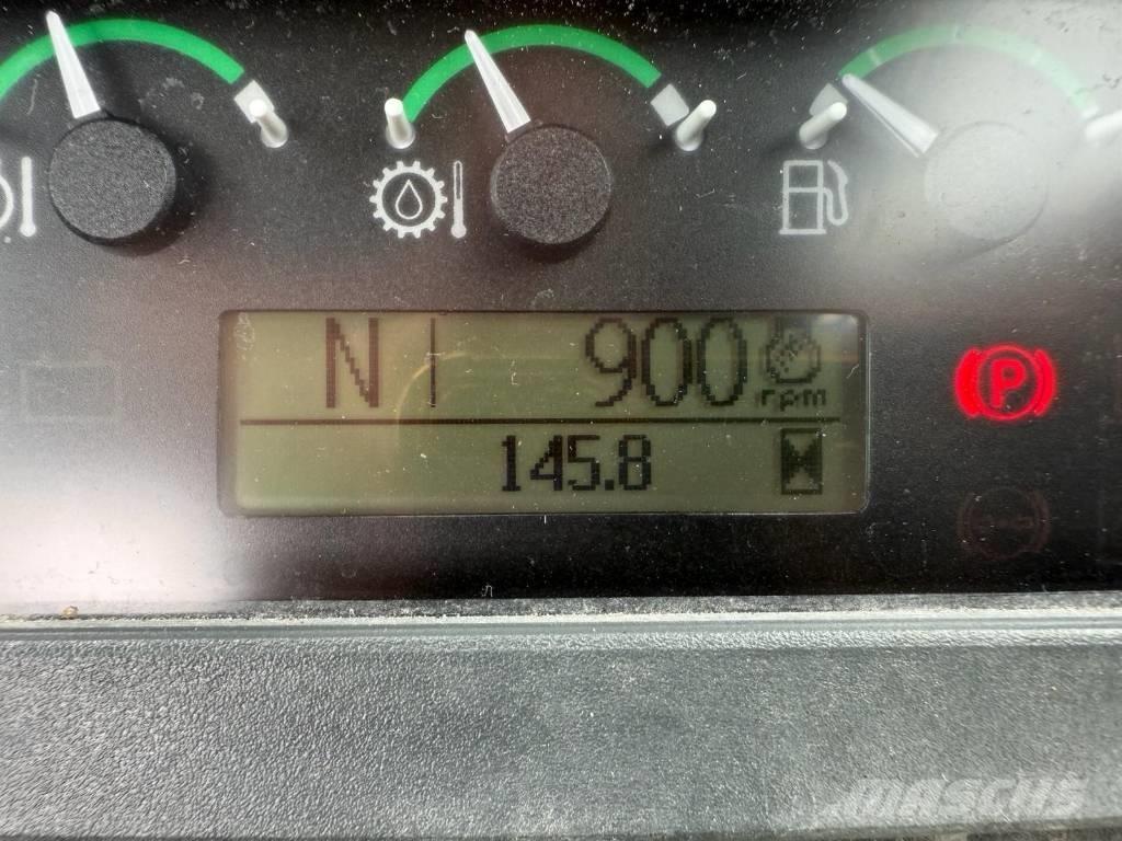 John Deere 710 J Екскаватори-навантажувачі