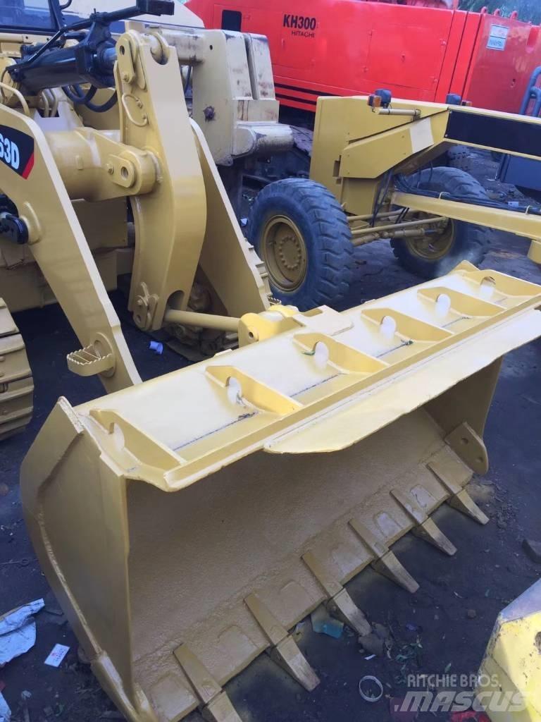 CAT 963 Гусеничні вантажники