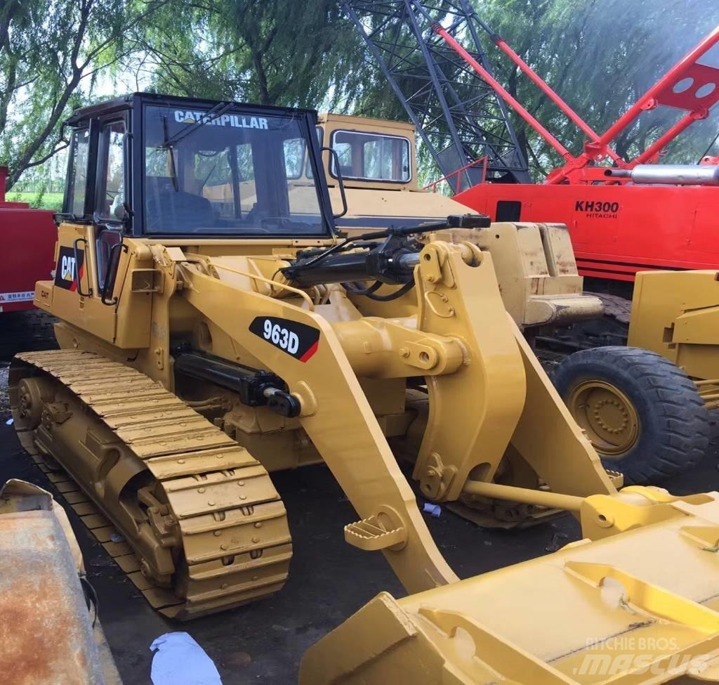 CAT 963 Гусеничні вантажники