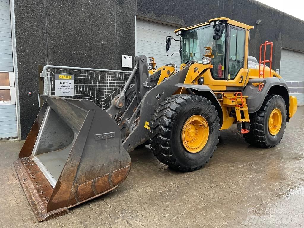 Volvo L110H Фронтальні навантажувачі
