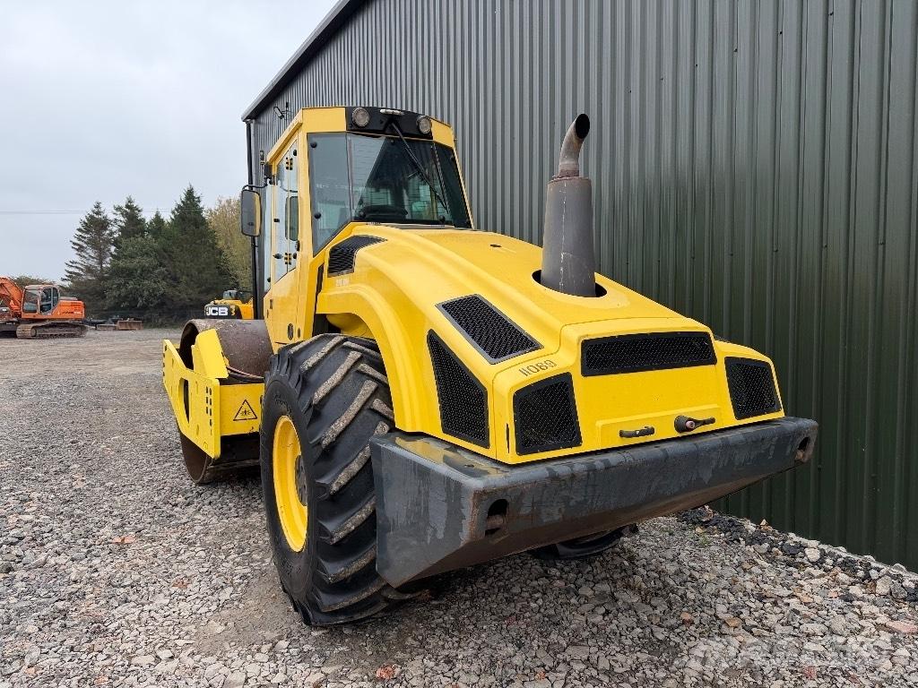 Bomag BW 213 D H-4 Грунтові котки