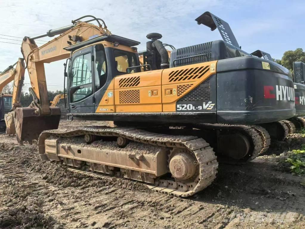 Hyundai 520VS Гусеничні екскаватори