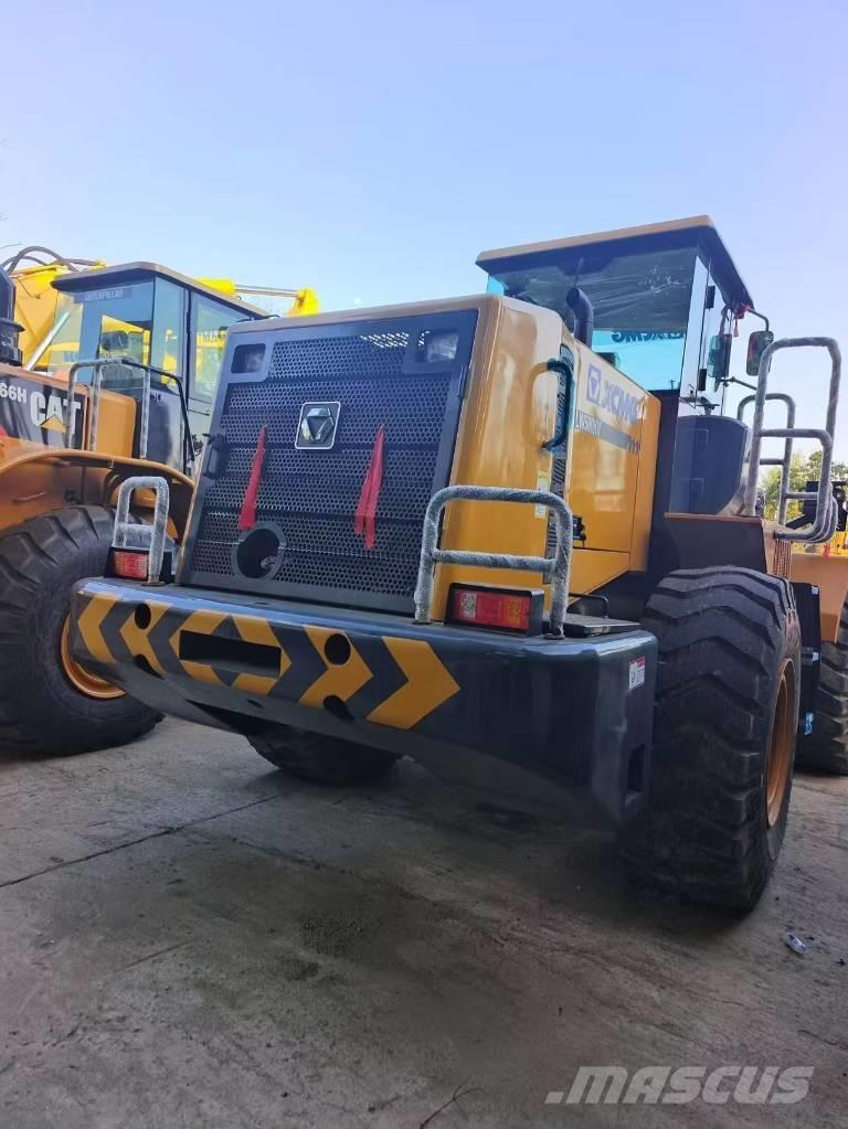 XCMG LW 500 KV Фронтальні навантажувачі