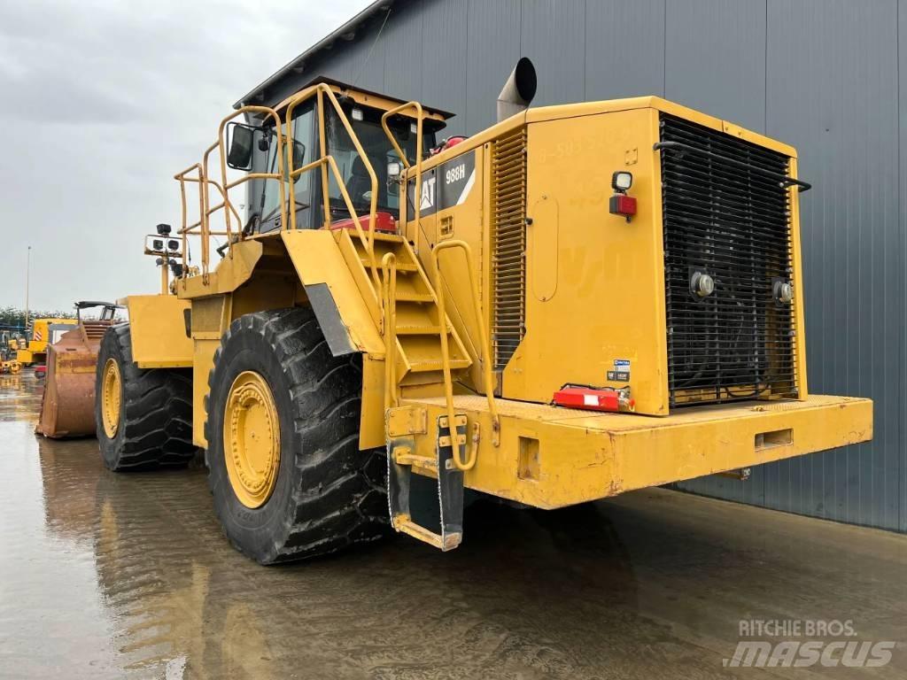 CAT 988H Фронтальні навантажувачі