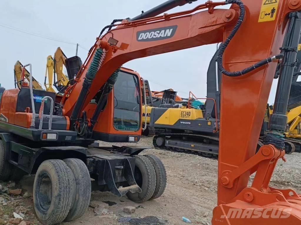 Doosan 150 W Колісні екскаватори