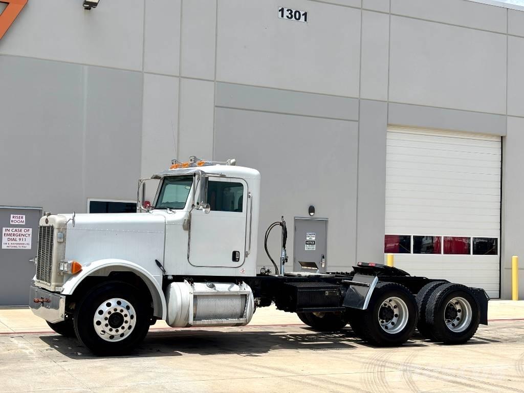Peterbilt 379 Тягачі