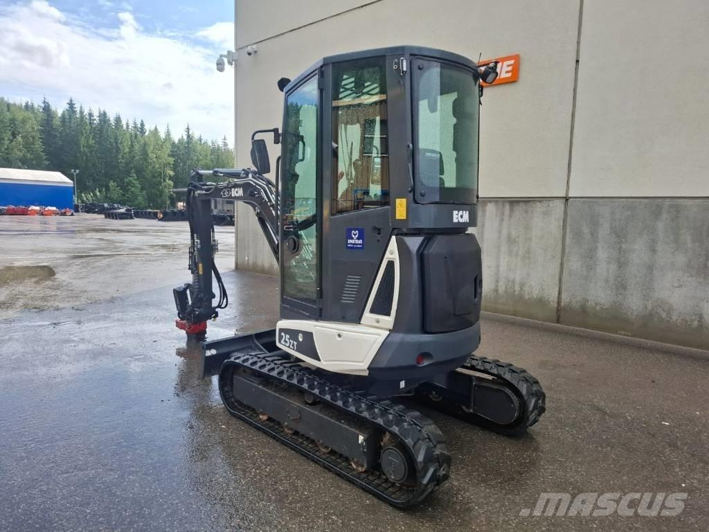 ECM 25 ZT Міні-екскаватори < 7т