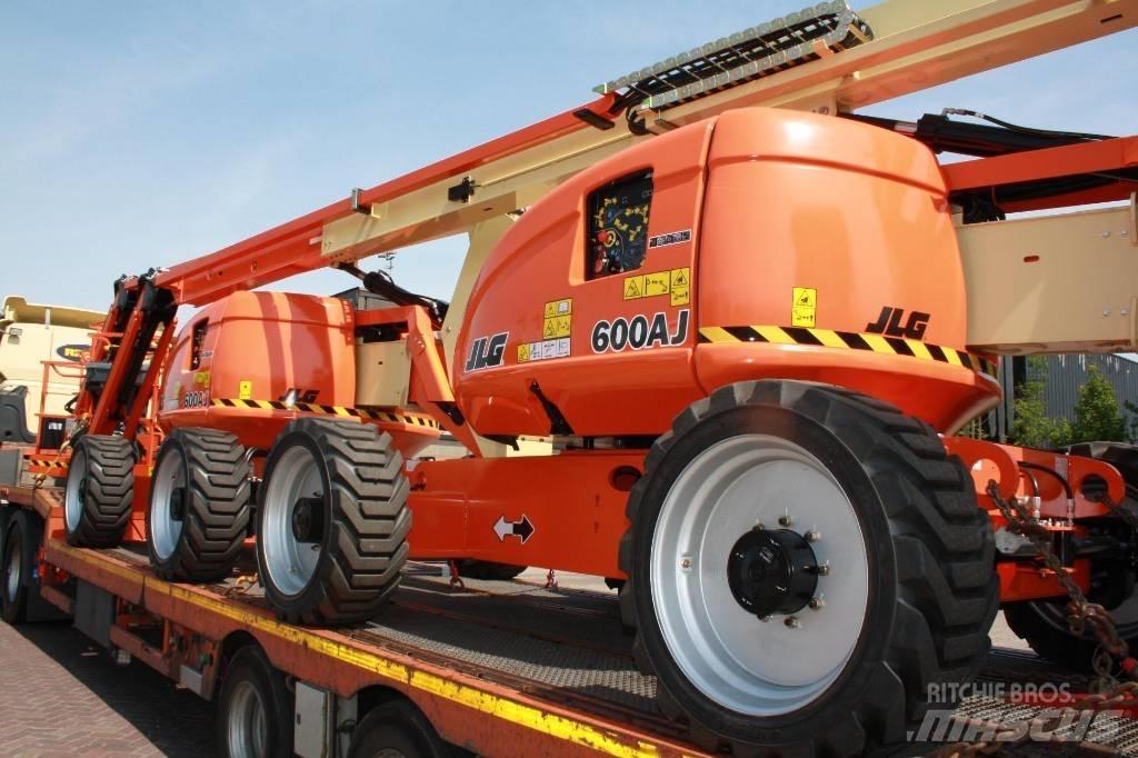 JLG 600 AJ Колінчаті підйомники