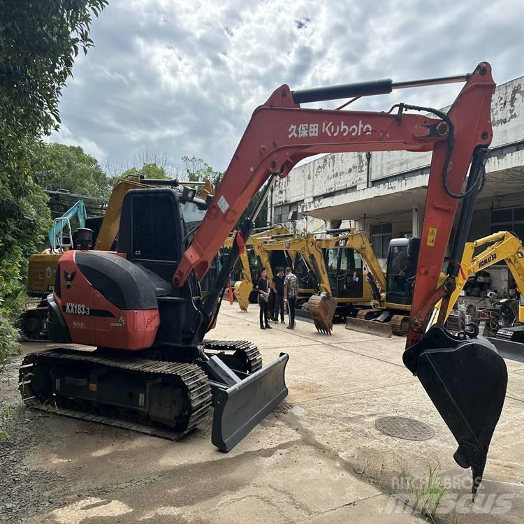 Kubota 183-3 Гусеничні екскаватори