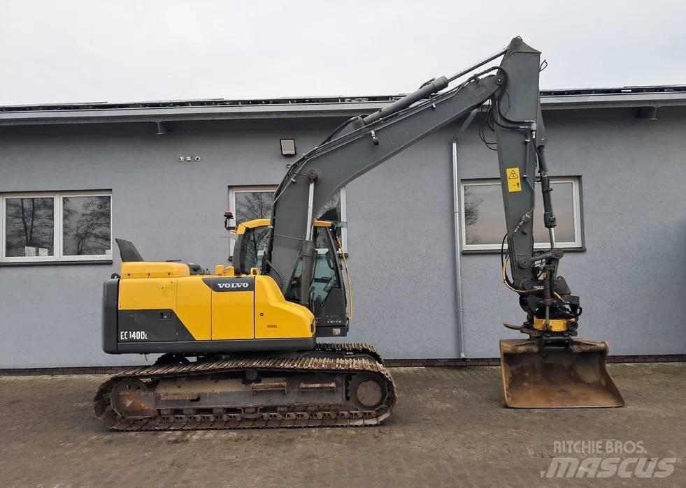 Volvo EC 140 DL Гусеничні екскаватори