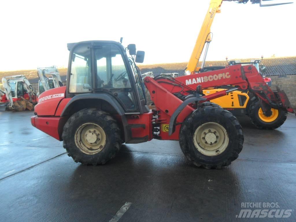 Manitou 628 Телескопічні навантажувачі