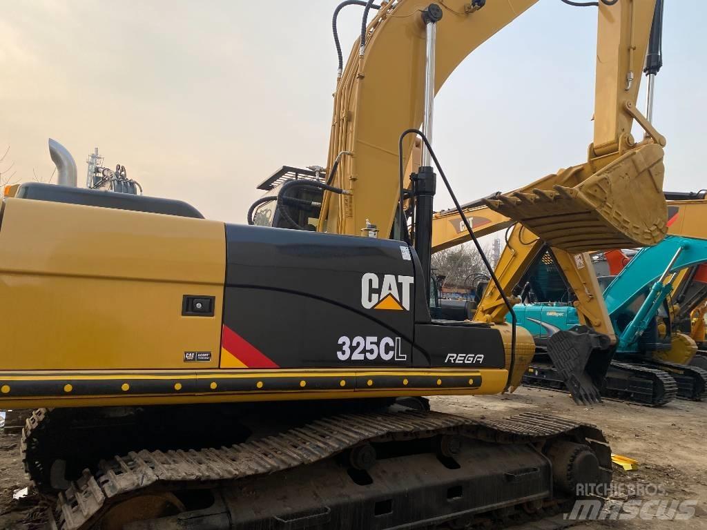 CAT 325 CL Гусеничні екскаватори